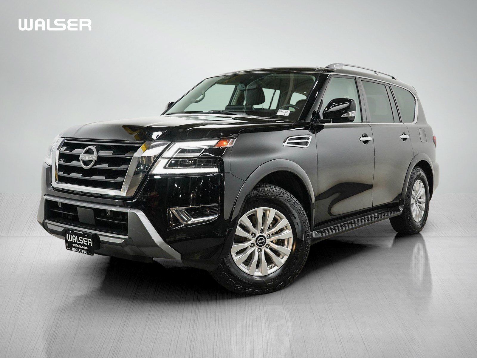 Used 2024 Nissan Armada SV AWD/4WD image 1