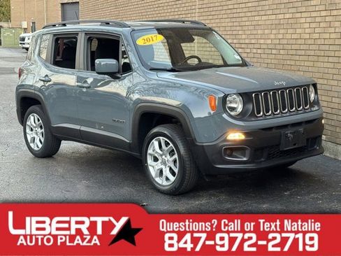 Used 2017 Jeep Renegade Latitude w/ Cold Weather Group image 1