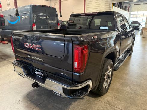 Used 2023 GMC Sierra 1500 SLT w/ SLT Premium Package AWD/4WD image 21