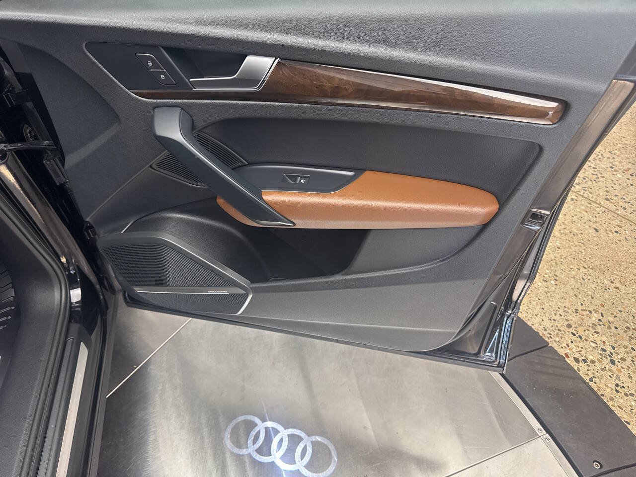 Used 2018 Audi Q5 2.0T Premium Plus AWD/4WD image 36