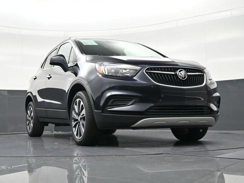 Used 2022 Buick Encore Preferred w/ Safety Package image 30
