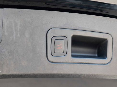 Used 2017 Tesla Model S 75 image 29