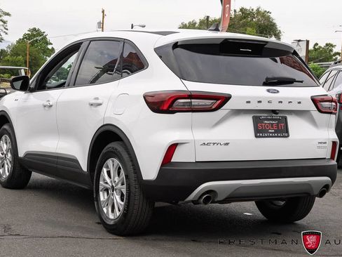 Used 2025 Ford Escape Active AWD/4WD image 13