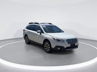Used 2016 Subaru Outback 2.5i Limited image 1