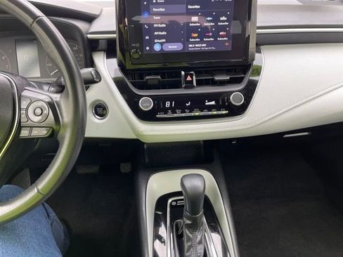 Used 2024 Toyota Corolla SE image 17