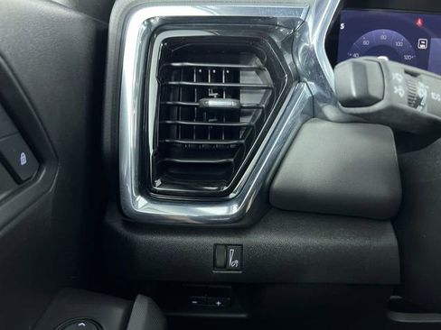 Used 2024 GMC Canyon Elevation w/ Trailering Package image 18