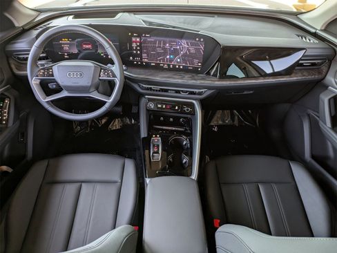 New 2025 Audi Q5 Premium Plus image 4