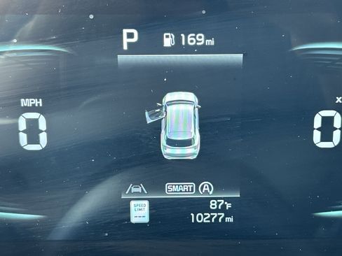 Used 2025 Kia Sportage EX image 30