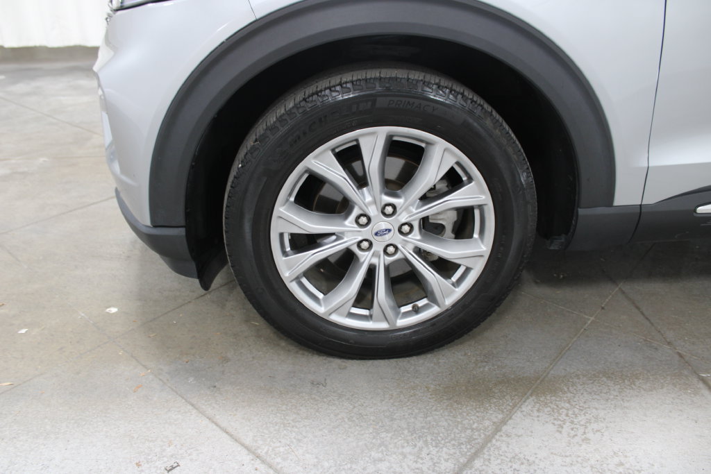 Used 2024 Ford Explorer Limited AWD/4WD image 13