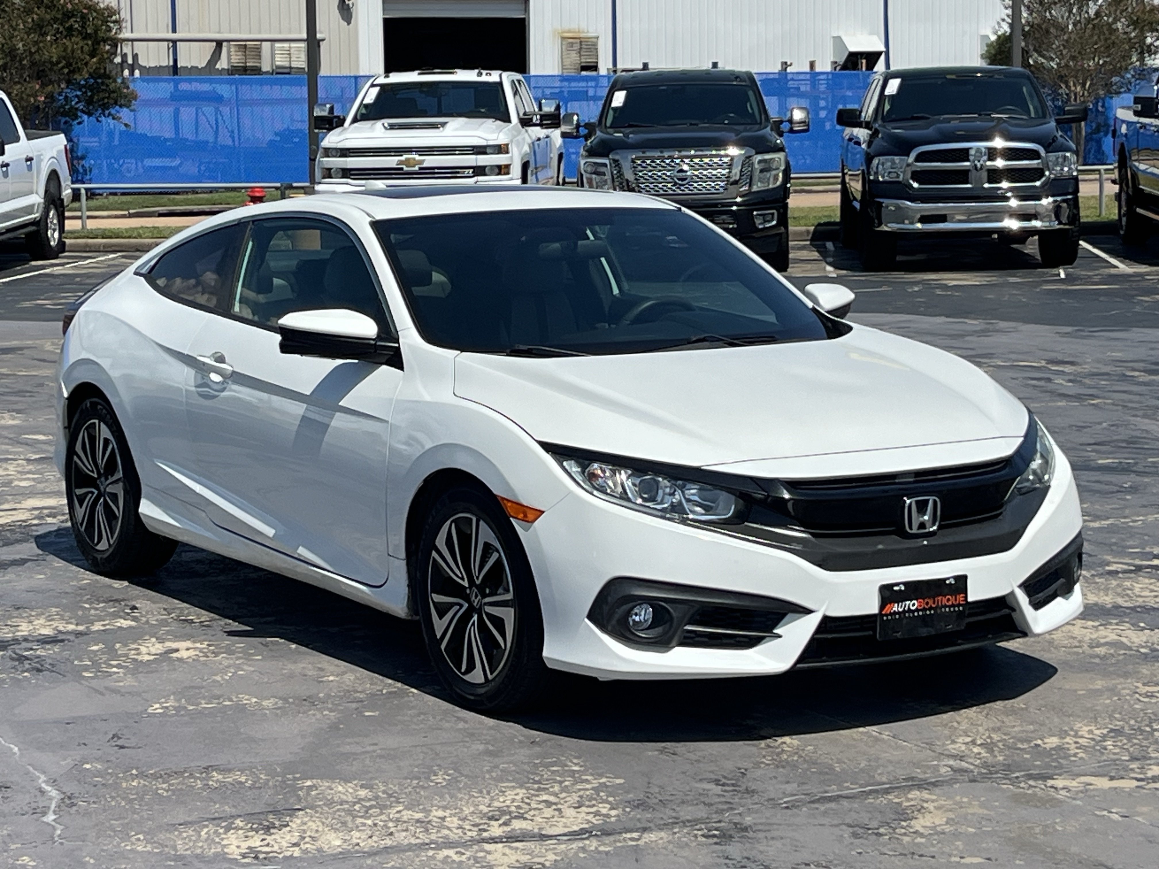 Used 2017 Honda Civic EX-T image 5