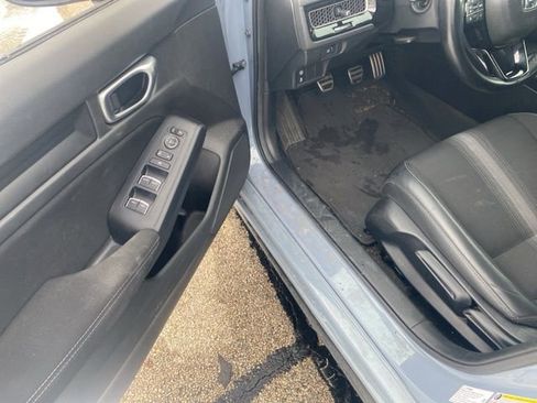 Used 2023 Honda Civic Sport image 8