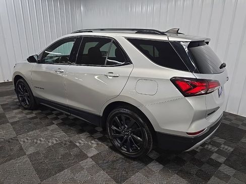 Used 2022 Chevrolet Equinox RS AWD/4WD image 9