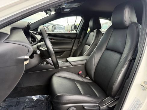 Used 2019 MAZDA MAZDA3 AWD Hatchback image 16