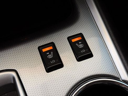 Used 2019 Nissan Pathfinder SL image 49