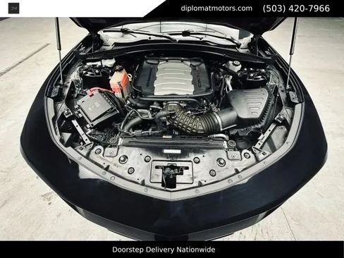 Used 2018 Chevrolet Camaro SS RWD image 44