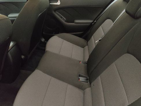 Used 2018 Kia Forte LX w/ LX Rear Camera Package image 18