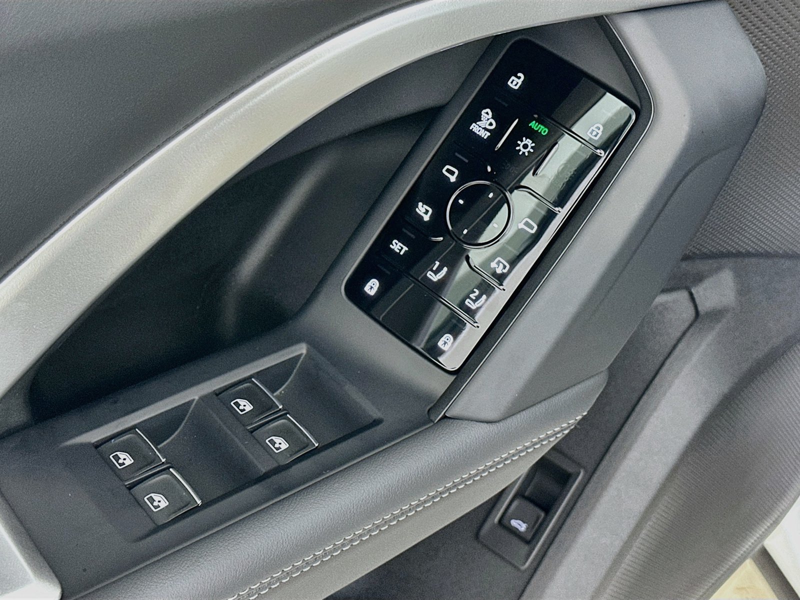 New 2026 Audi Q5 Premium Plus AWD/4WD image 18