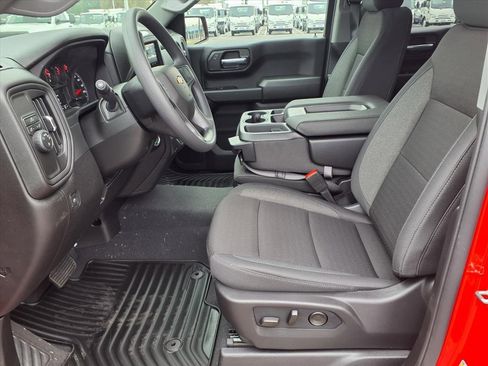 New 2026 Chevrolet Silverado 1500 Custom w/ Turbomax Blackout Package image 6