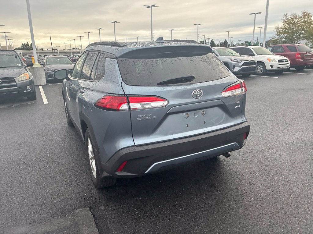 Certified 2024 Toyota Corolla Cross LE w/ Moonroof Package AWD/4WD image 12