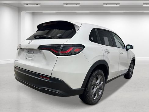 New 2026 Honda HR-V LX image 3