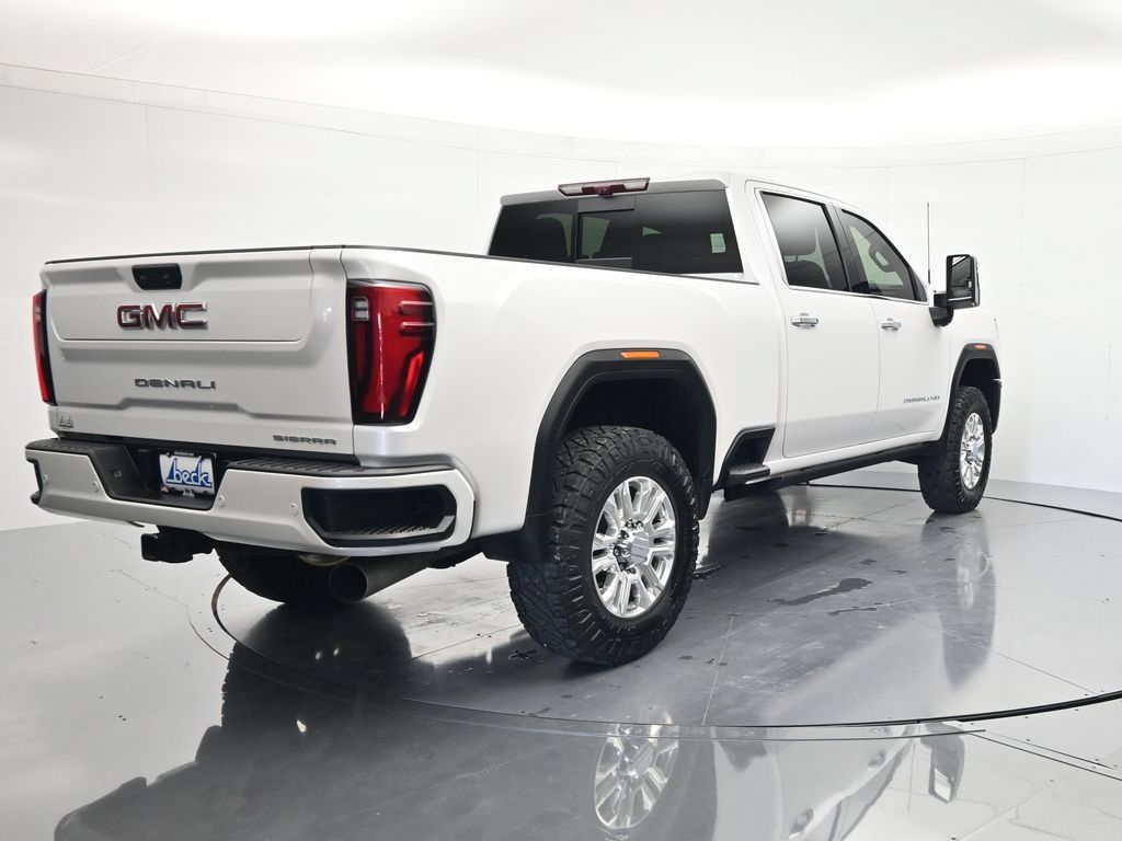 Certified 2025 GMC Sierra 2500 Denali w/ Technology Package AWD/4WD image 5