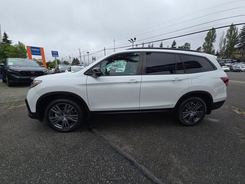 Used 2022 Honda Pilot Sport image 4