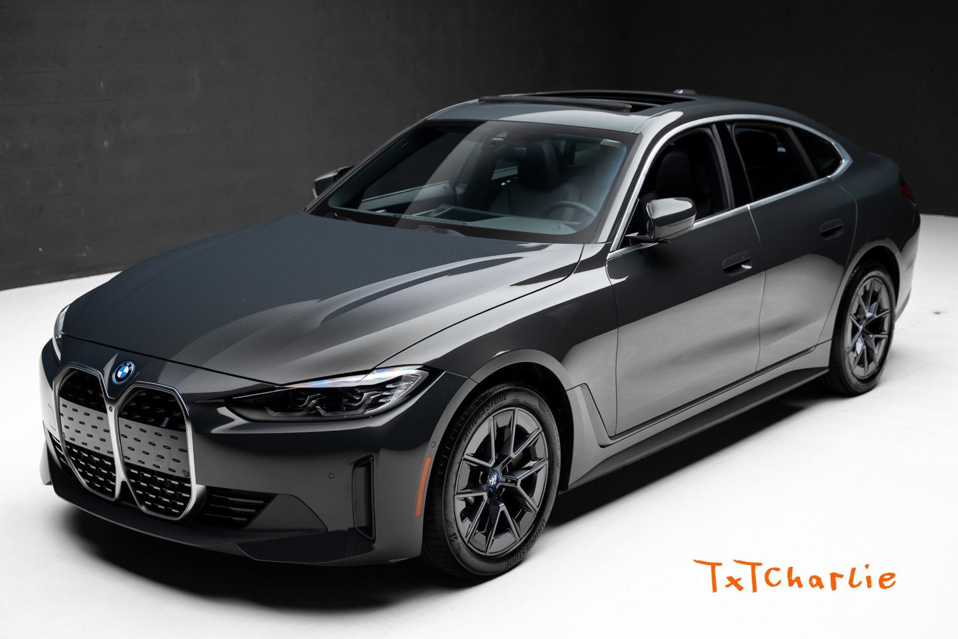Used 2023 BMW i4 eDrive35 w/ Premium Package RWD image 1