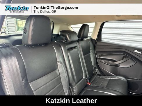 Used 2017 Ford Escape SE AWD/4WD image 26