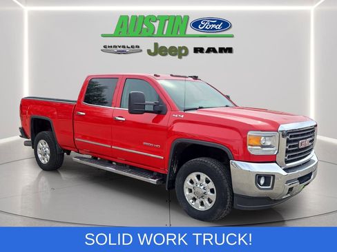 Used 2015 GMC Sierra 2500 SLT w/ Duramax Plus Package AWD/4WD image 7