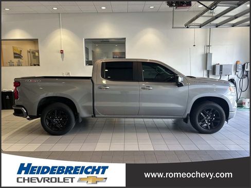 Used 2023 Chevrolet Silverado 1500 RST w/ RST All Star Premium Package AWD/4WD image 2