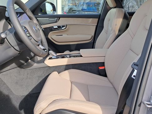 New 2026 Volvo XC90 B6 Ultra image 6