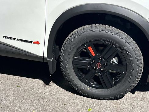 New 2026 Nissan Rogue SV w/ Rock Creek Premium Package AWD/4WD image 9