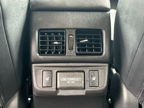 Used 2018 Subaru Outback 2.5i Limited AWD/4WD image 39