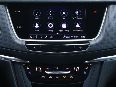 Used 2025 Cadillac XT5 Premium Luxury FWD image 16