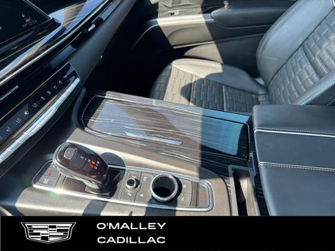 Certified 2024 Cadillac Escalade V w/ LPO, Floor Liner Package AWD/4WD image 22