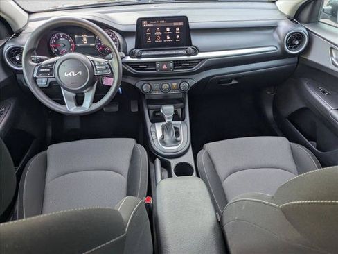 Used 2023 Kia Forte LXS w/ LXS Technology Package FWD image 17
