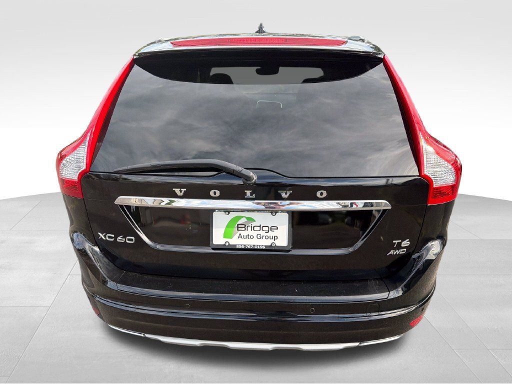 Used 2017 Volvo XC60 T6 Inscription w/ Preferred Option Package AWD/4WD image 6