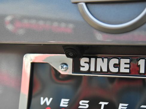 Used 2024 Nissan Sentra SV FWD image 33