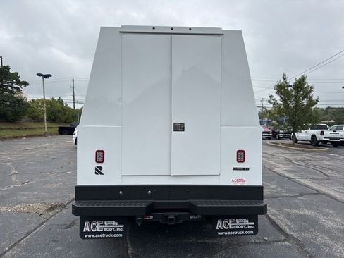 New 2024 RAM 5500 Tradesman w/ Max Tow Package image 6