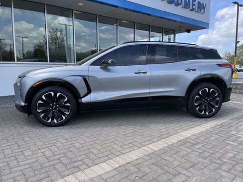 Used 2024 Chevrolet Blazer EV RS AWD/4WD image 2