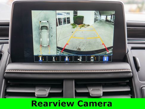 Used 2023 GMC Yukon XL AT4 w/ AT4 Premium Plus Package image 28