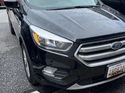 Used 2017 Ford Escape SE