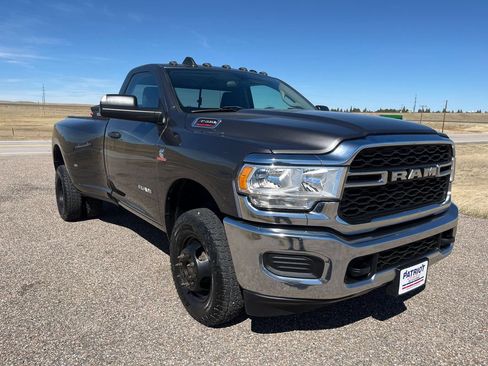 Used 2020 RAM 3500 Tradesman AWD/4WD image 8