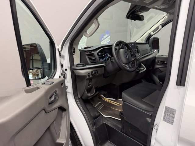 Used 2025 Ford Transit 250 Low Roof w/ Exterior Upgrade Package RWD image 13