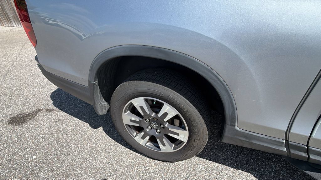 Used 2017 Honda Ridgeline RTL image 11