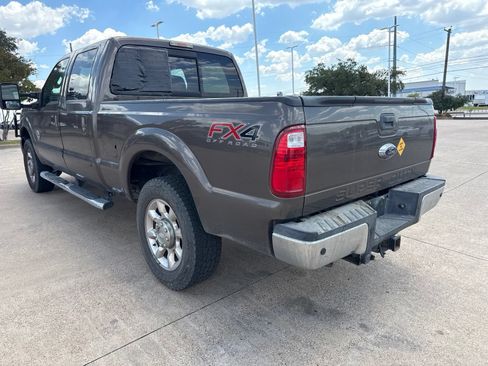 Used 2016 Ford F250 Lariat w/ Lariat Ultimate Package AWD/4WD image 5