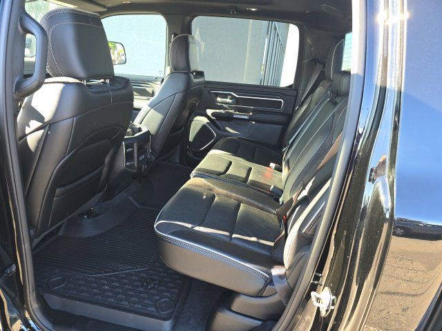 Used 2024 RAM 1500 Laramie AWD/4WD image 9