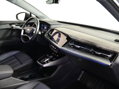 Certified 2023 Audi Q4 e-tron Premium Plus w/ Premium Plus image 19