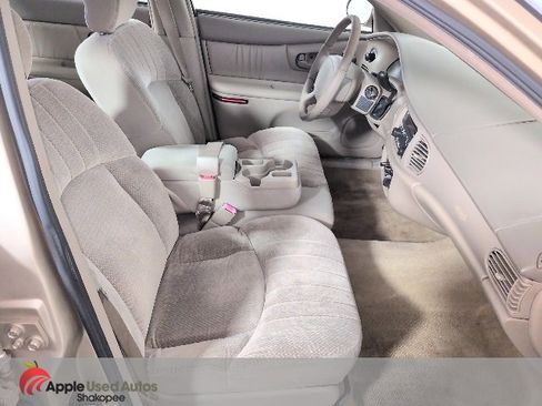 Used 2004 Buick Century Custom image 31
