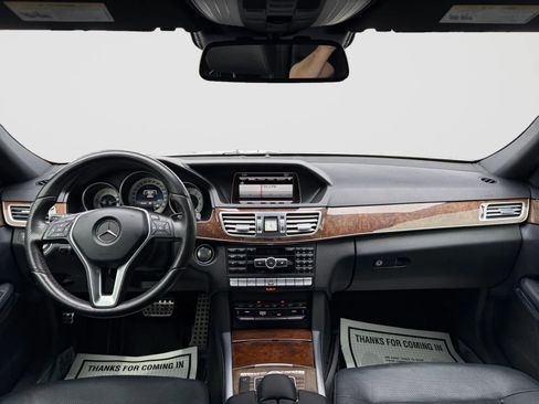 Used 2015 Mercedes-Benz E 350 4MATIC Sedan w/ Premium 1 Package image 22